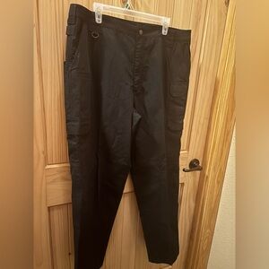 5.11 Tactical Men's Dark Cargo Pants size 42X34